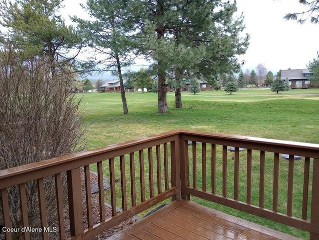29 C Chardonnay Dr, Blanchard, ID 83804