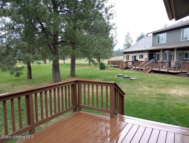 29 C Chardonnay Dr, Blanchard, ID 83804