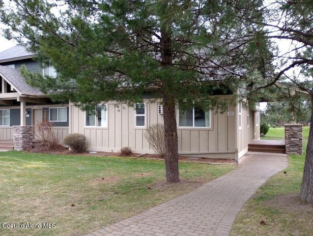 29 C Chardonnay Dr, Blanchard, ID 83804