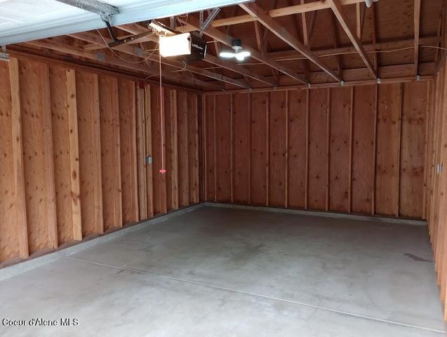 29 C Chardonnay Dr, Blanchard, ID 83804
