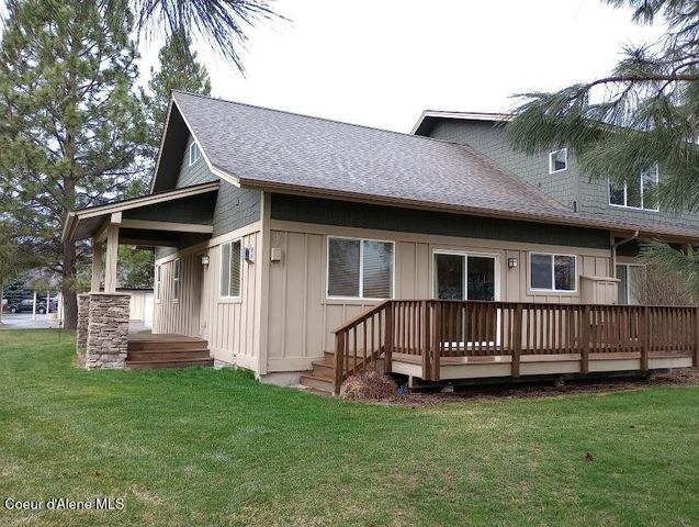 29 C Chardonnay Dr, Blanchard, ID 83804