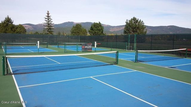 29 C Chardonnay Dr, Blanchard, ID 83804