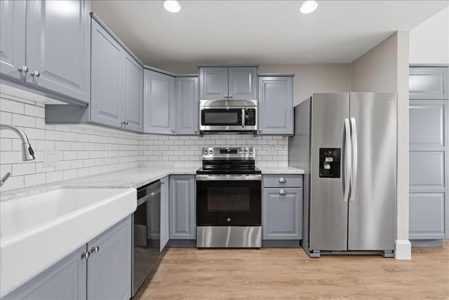 3123 W Heatherock Circle, Sugar Land, TX 77479