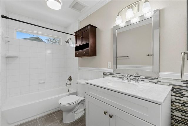 3123 W Heatherock Circle, Sugar Land, TX 77479