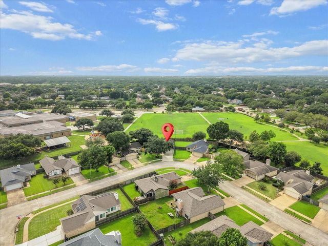 3123 W Heatherock Circle, Sugar Land, TX 77479