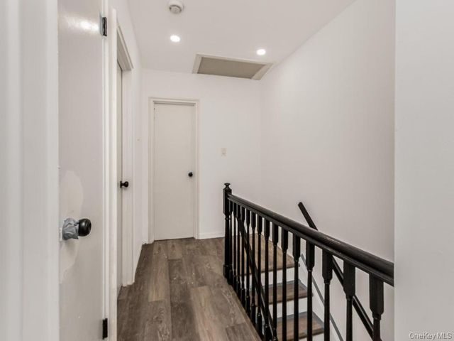 1066 E 219th Street, Bronx, NY 10469
