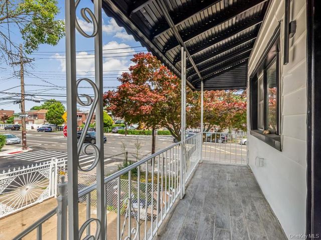 1066 E 219th Street, Bronx, NY 10469