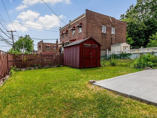 1066 E 219th Street, Bronx, NY 10469