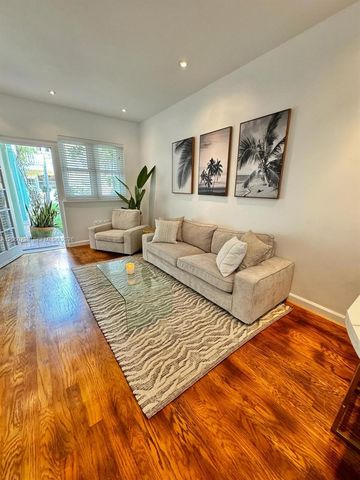 736 13th St 104, Miami Beach, FL 33139