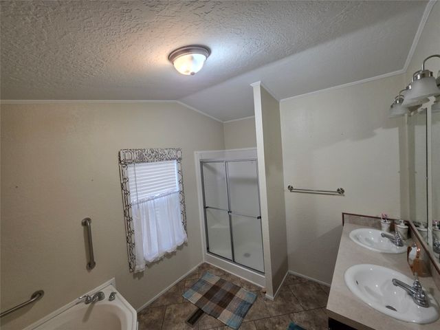 237 High Bluff Drive, Bridgeport, TX 76426