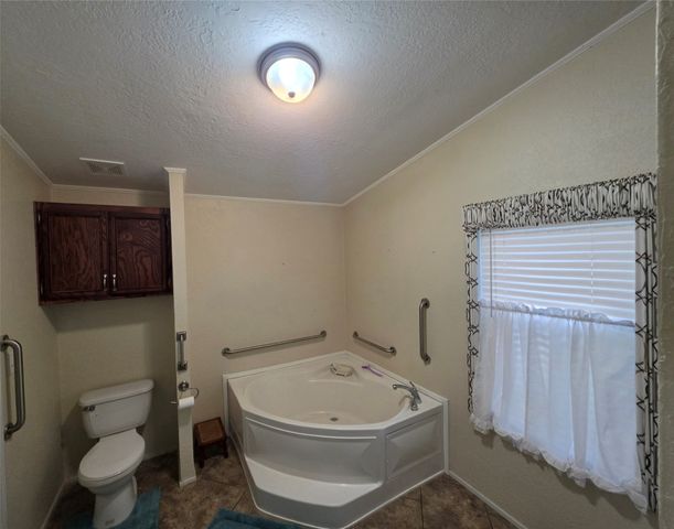 237 High Bluff Drive, Bridgeport, TX 76426