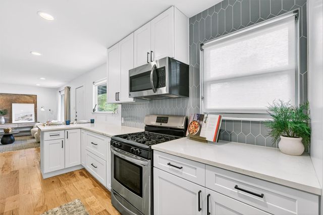 3005 Birdwood CIR, Austin, TX 78704