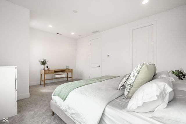 2160 N Alabama Street, Indianapolis, IN 46202