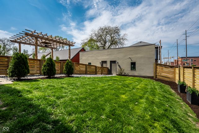 2160 N Alabama Street, Indianapolis, IN 46202