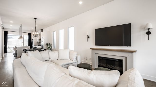 2160 N Alabama Street, Indianapolis, IN 46202