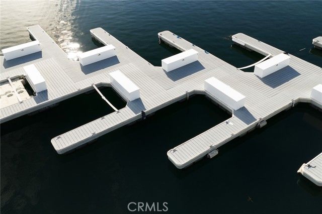 28537 North Shore, Lake Arrowhead, CA 92352