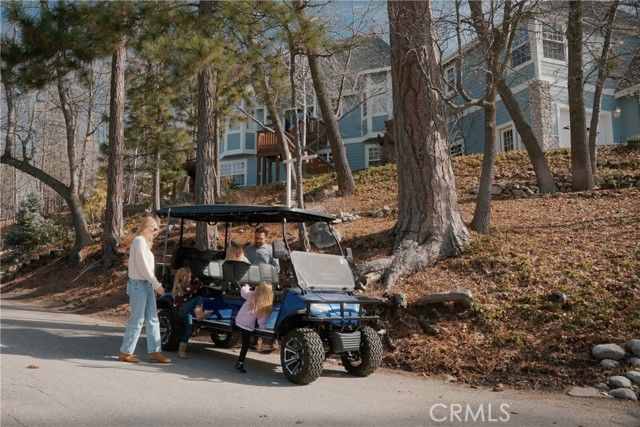 28537 North Shore, Lake Arrowhead, CA 92352