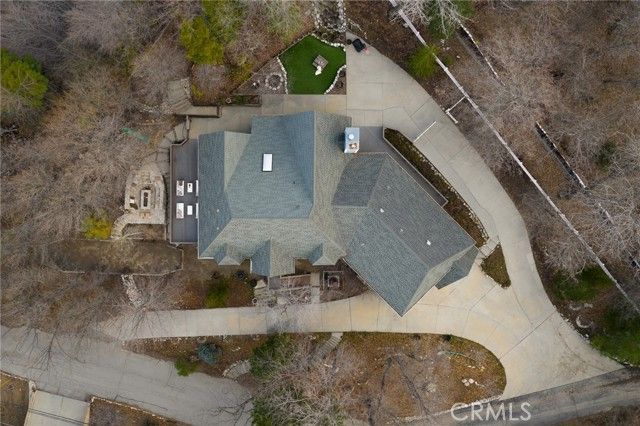 28537 North Shore, Lake Arrowhead, CA 92352