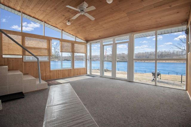 1903 W First Street, Dixon, IL 61021