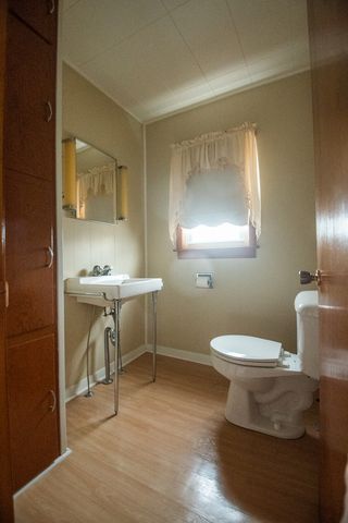 1903 W First Street, Dixon, IL 61021