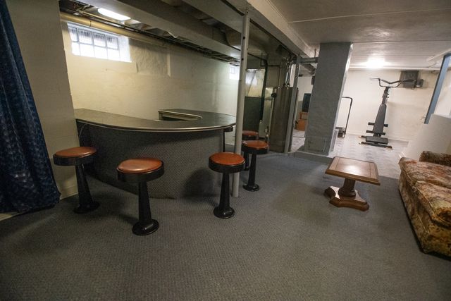 1903 W First Street, Dixon, IL 61021