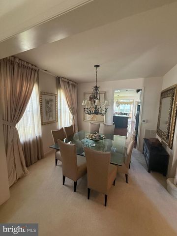 105 LOWELL DR, Marlton, NJ 08053
