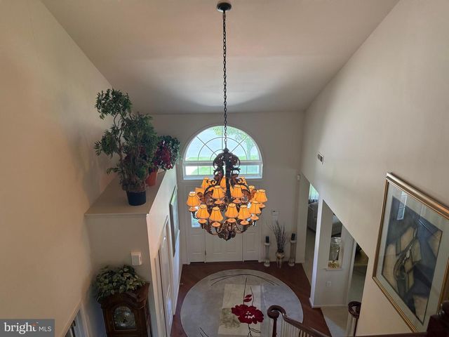 105 LOWELL DR, Marlton, NJ 08053