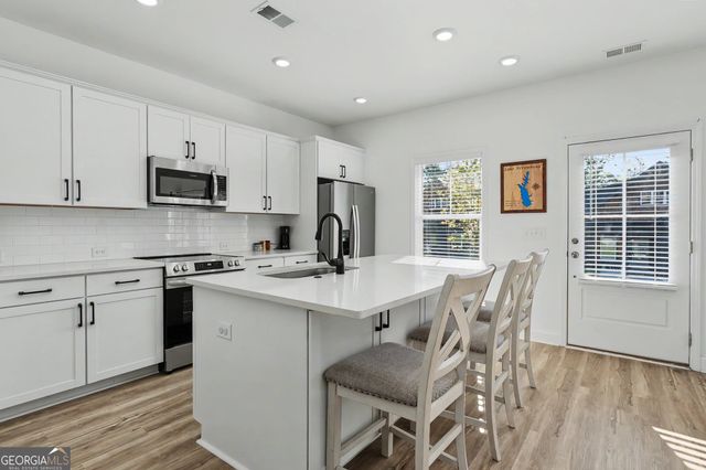 119 Red Cloud Walk 5, Waleska, GA 30183