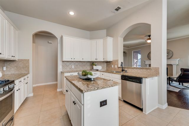 1507 Rain Tree Drive, Wylie, TX 75098