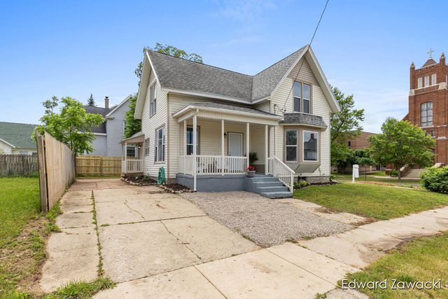 404 S Bridge Street, Belding City, MI 48809