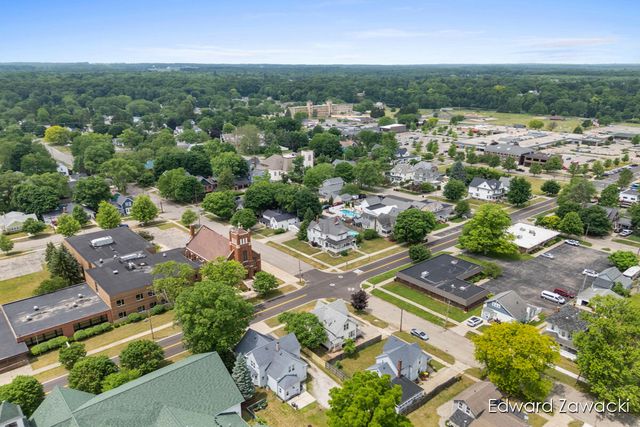 404 S Bridge Street, Belding City, MI 48809