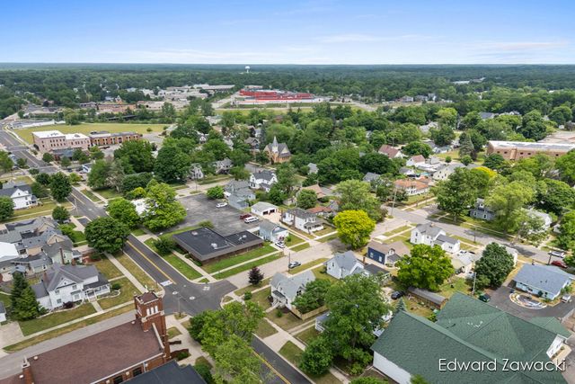 404 S Bridge Street, Belding City, MI 48809