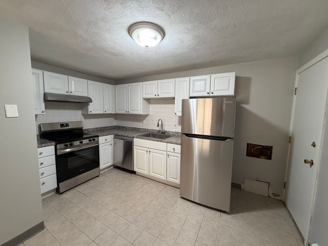 32 Bradford Street 8, Concord, MA 01742
