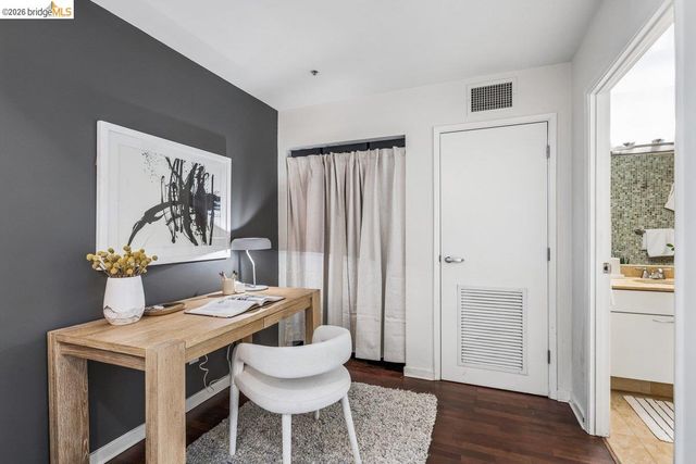 1 Lakeside Dr 911, Oakland, CA 94612