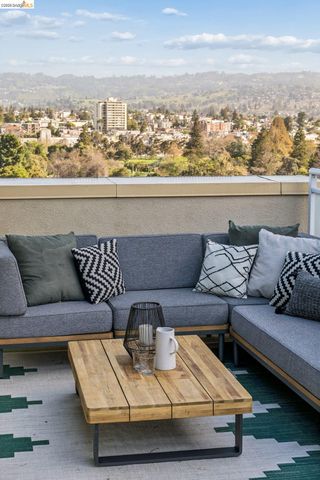 1 Lakeside Dr 911, Oakland, CA 94612