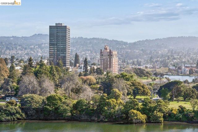 1 Lakeside Dr 911, Oakland, CA 94612