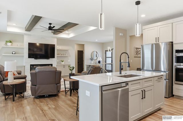 6315 N 207th Street, Elkhorn, NE 68022