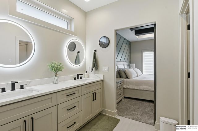 6315 N 207th Street, Elkhorn, NE 68022