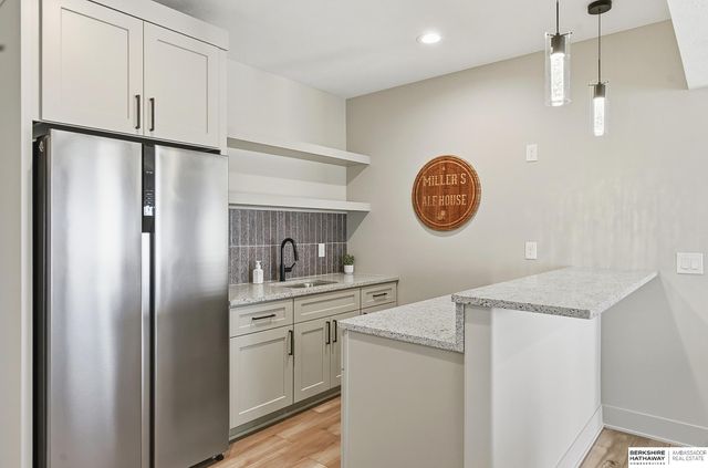 6315 N 207th Street, Elkhorn, NE 68022