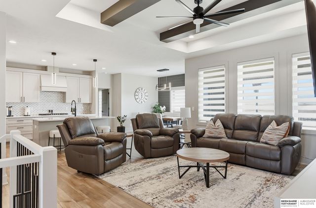 6315 N 207th Street, Elkhorn, NE 68022