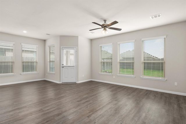 13416 Silver Egret Lane, Texas City, TX 77568