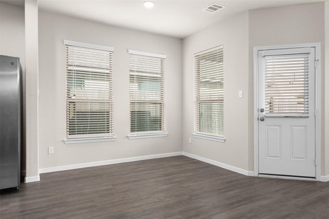 13416 Silver Egret Lane, Texas City, TX 77568