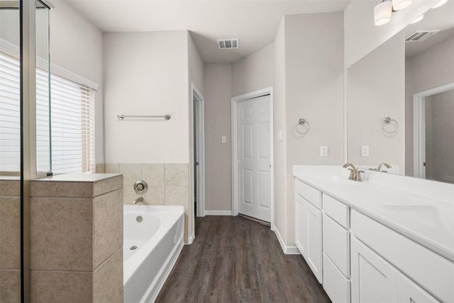 13416 Silver Egret Lane, Texas City, TX 77568