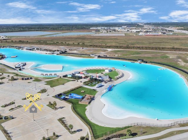 13416 Silver Egret Lane, Texas City, TX 77568