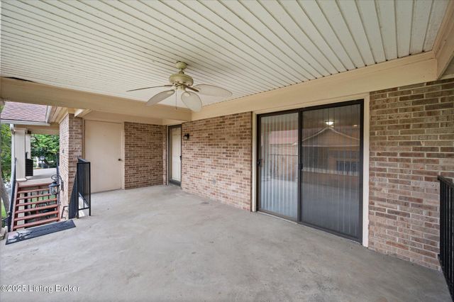 10339 Shelbyville Rd, Louisville, KY 40223