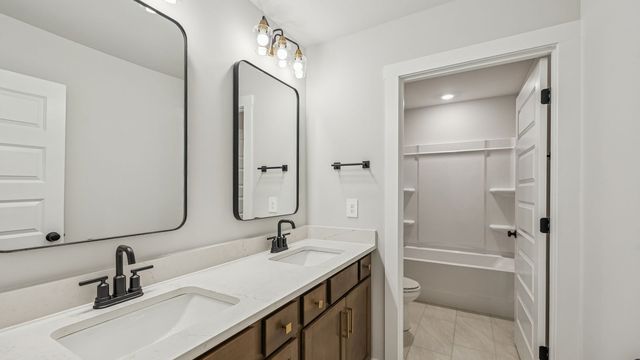 345 Harvest Point Blvd, Spring Hill, TN 37174