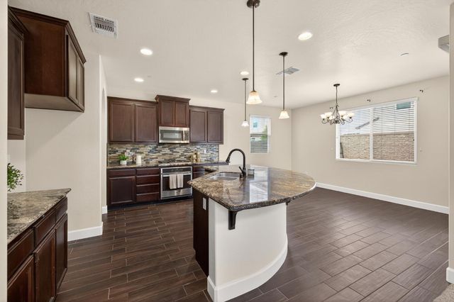 3579 Taylor Lane, Clovis, CA 93619