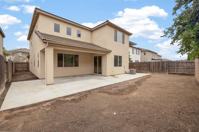 3579 Taylor Lane, Clovis, CA 93619