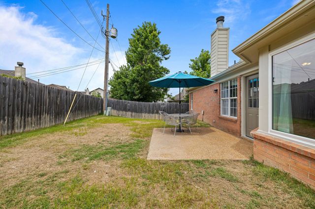 995 JESSICA LAUREN DR, Cordova, TN 38018