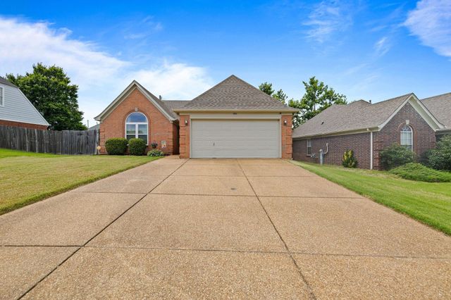 995 JESSICA LAUREN DR, Cordova, TN 38018